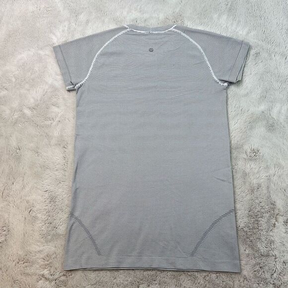Lululemon Striped Swiftly Tech White Top TShirt Size 8 Running Sports Stretch - Picture 8 of 9